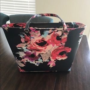 Kate Spade medium zip top purse